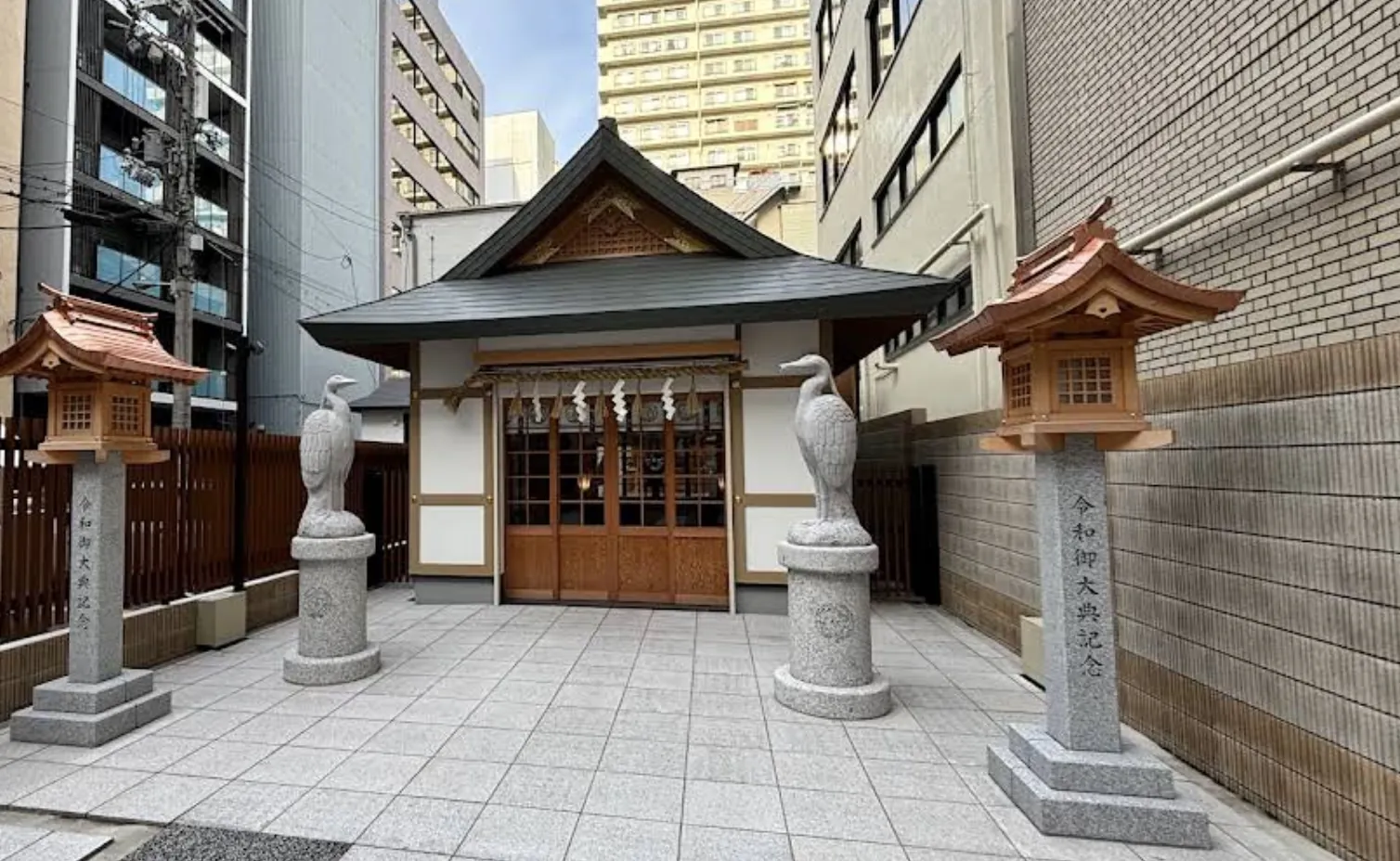 Ikasuri Shrine Former Main Sanctuary and Temporary Sanctuary